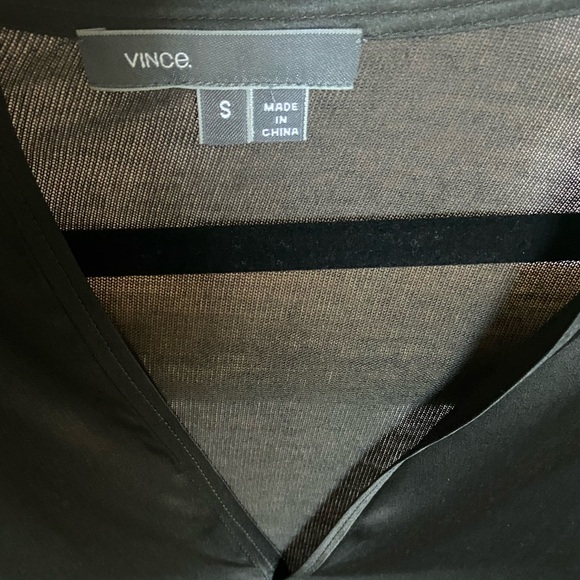 Vince Black Silk V-Neck Tunic Blouse Size Small - Picture 5 of 7